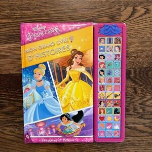 Disney Princesses in French w/ Sound Effects - Mon Grand Livre d’Histoires
